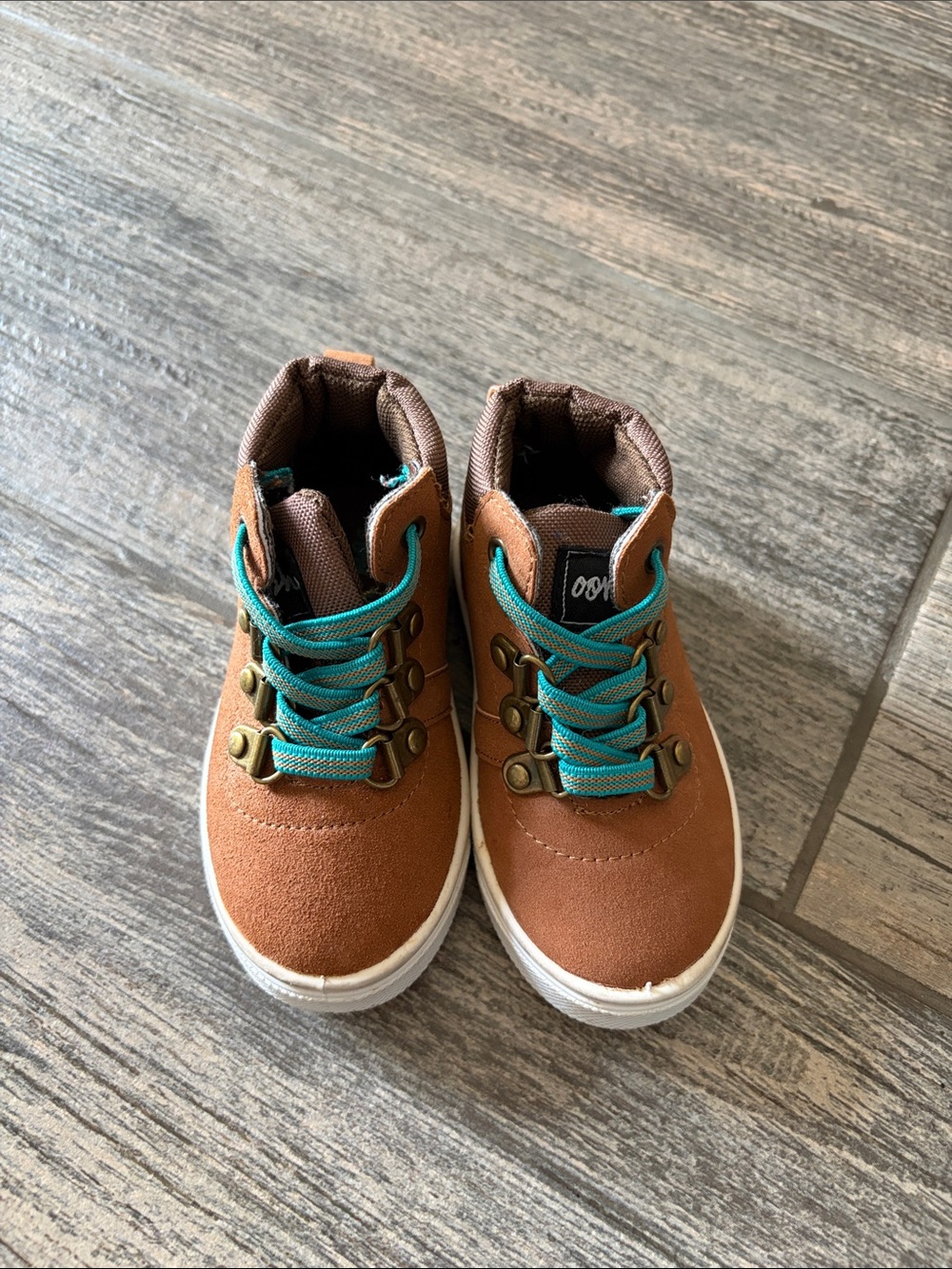 oomphies Brown High-Top Kids Sneakers with Teal Laces